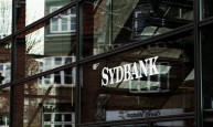 Sydbank nedjusterer efter dalende bundlinje